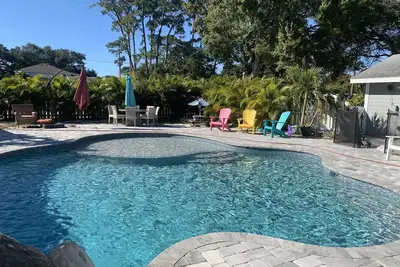 Image de Water Slide & Pool & Hot Tub  ** Mermaid Vibes **