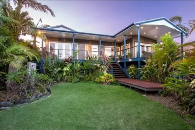 Image de Luxury Villa, Fireplace, Spa, Harbor View, Pets, Japanese toilets.