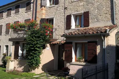Image de \"Angela House in the Courtyard Stayerat Segusino (Tv) Italy.