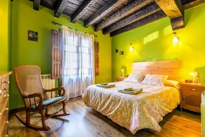 Image de Charming rural house typical of the area, in the Rio Lobos Canyon