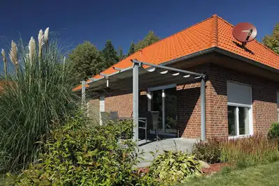 Image de Modern, detached vacation home - relaxation in the SĂĽdheide