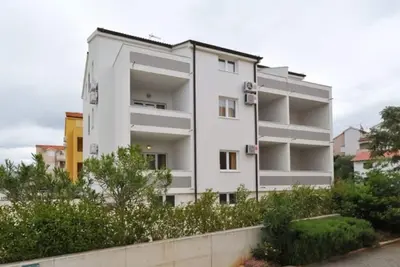 Image de Apartment Plima, 70 m to the beach, 4 people, free WiFi, parking, terrace, Bbq