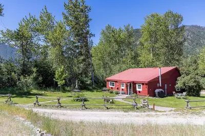 Image de Quigley Cabin -Sleep to the sound of Brewster Creek right outside the window
