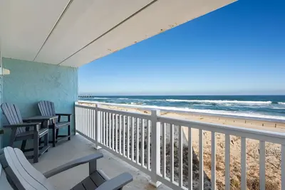 Image de Oceanfront Oasis! Walk-in Shower, Private Patio, Pools, Avail: 8-30-25 - 9-6-25