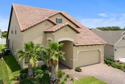 Image de Gorgeous 5 Bed Game Spa Pool Home in The Shire at West Haven