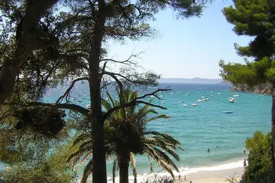 Image de Rent A Small Family Home In Rayol Canadel
