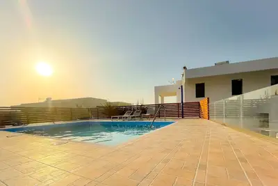 Image de Villa de 4 chambres près de Kalithea Springs