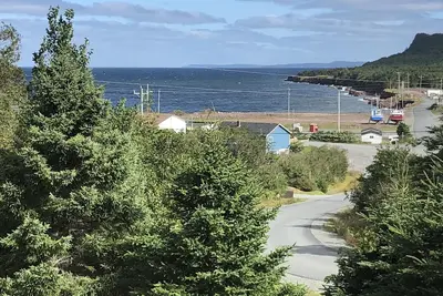 Image de Charming Oceanview Home Plus. . . Artists' Studio\/cottage