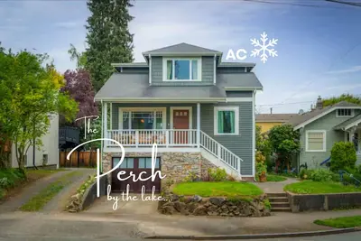 Image de Green Lake Getaway - Moderne Comforts, Ideal Location - A Great Escape Seattle!