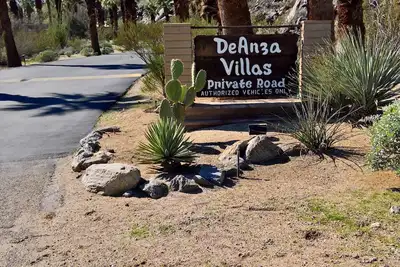 Image de 2 Bed 2 Bath Condo in the Beautiful, Private De Anza Golf Course