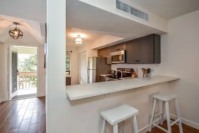 Image de Charmante villa rustique rustique de 2 bdrm avec vue