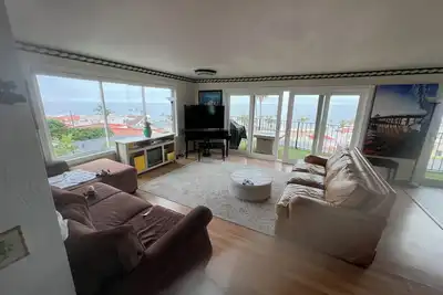 Image de Le 'Top of the World' Palmtree View Suite! 2br / 2ba