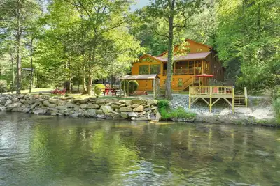 Image de Cabine Avec Fantastique accès très facile à la rivière Toccoa! ! !