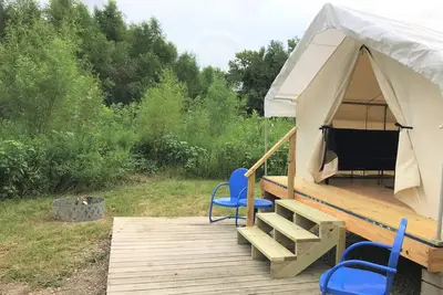 Image de Glamping St. Louis - Airstream RĂŞveur - Le Souverain