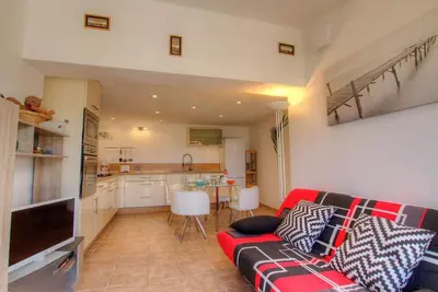 Image de Joli 2 pièces proche plages et commodités