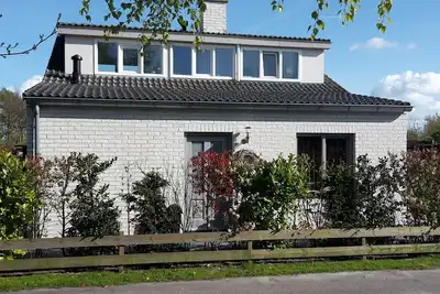 Image de Confortable maison de vacances pour 6 personnes, 2 salles de bains, 2 Wc, sauna. Compl. Rénové.