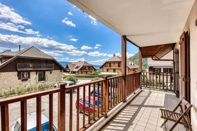 Image de Charmant Appartement / 6 Personnes Menthon St Bernard Lac d'Annecy / La Clusaz