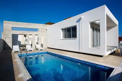 Image de Luxury  Cyprus Villa | Sea View Villa | Private Pool | Sea View | 1 Bdr | Paphos
