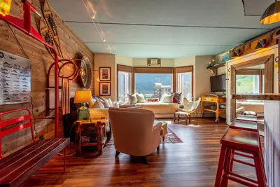 Image de Amazing Views, free wifi, free parking. Industrial Cozy Telemark Lodge studio
