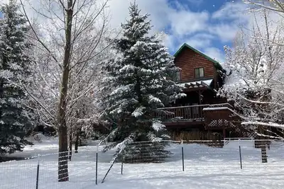 Image de Powder Mountain 25 minutes, Snowbasin 10 minutes rated 1&2 of 30 Western Resorts