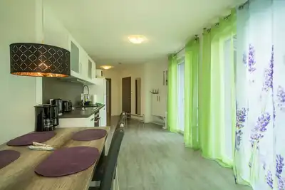 Image de Appartement confortable \"Lavendel\" avec terrasse, balcon, vue sur le lac, Wi-Fi et Tv