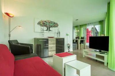 Image de Appartement de vacances \"Rose\" avec grand balcon et vue sur le lac, Wi-Fi et Tv