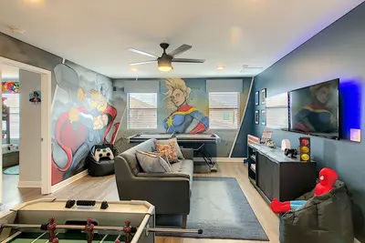 Image de Luxury Family Villa – Private Pool, Game Rooms & Star Wars Theater!