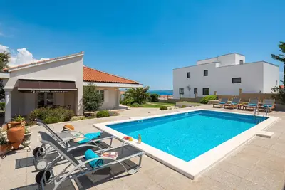 Beautifull Villa with Pool