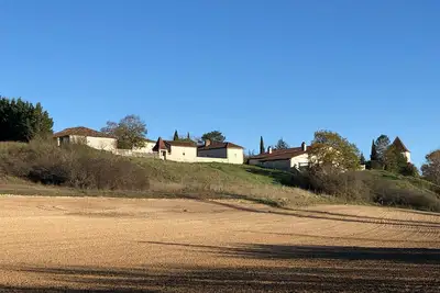 Image de Domaine de Claras - Limite Lot\/Tarn et Garonne idéal pour réunions familiales!