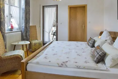 Image de Double room, balcony, Tv - Pension Haus am Walde