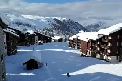 Image de Belle Plagne, studio direct piste, Esf, coeur station, vue, balcon au soleil