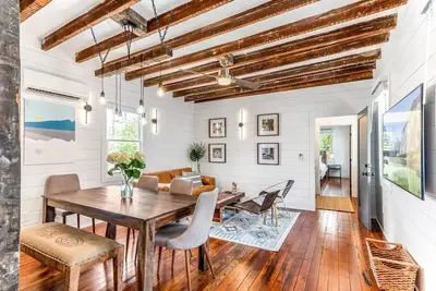 Image de Sunset (3br)  Best of Charleston Award