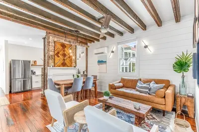 Image de Eclipse (2br) - Historic Renovation!