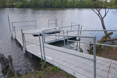 Image de Lakeside property. Private dock. Great for Ano!