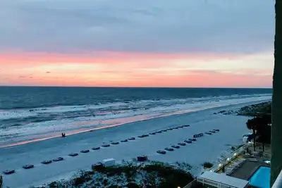 Image de Gulf front property with amazing sunsets