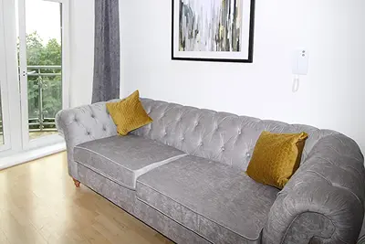 Image de Modern 2 bed 2 bath apartment in town with balcony