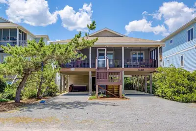 Image de Perfect Beach Rental with private heated pool and close beach access. 🤩