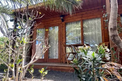 Image de Cabin in the middle of nature