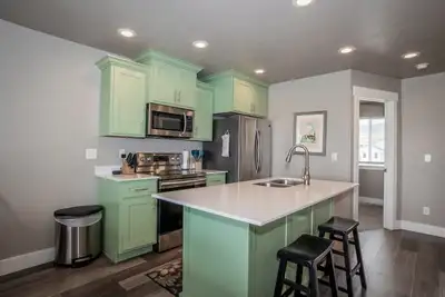 Image de Bunker 31 - Swimming Pool, Hot Tub, Splash pad and Beach Access!