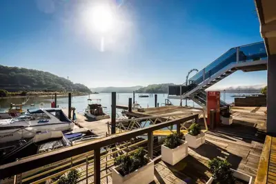 Image de Riverfront Dream on the Hawkesbury - Water Views