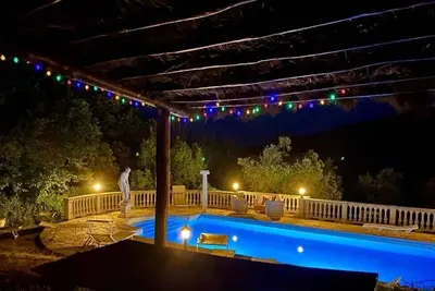 Image de Salt Water Pool, Spectacular Scenery, Mountain View