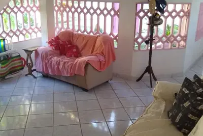 Image de 100m da praia, piscina, caiacs, 5q/14 camas, WiFi 5g, baia calma de alto padrao