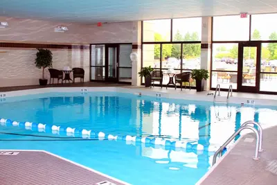 Image de Queen Suite Near Syracuse University | Free Breakfast + 24h Business Center