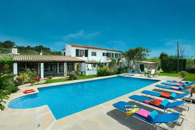 Image de Villa Tomeu Seguinot de 5 chambres à coucher avec piscine privée et Bbq, Puerto Pollensa