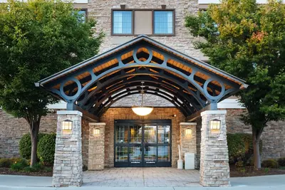 Image de Relaxing Retreat in Maumee | Free Breakfast + Fitness Center + Shared Pool