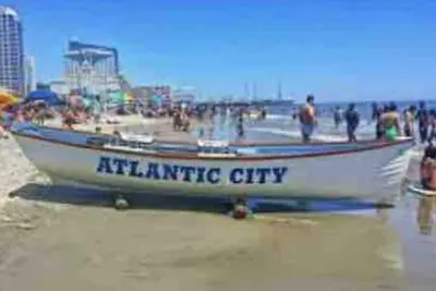 Image de 3 bedroom in heart of Ac close to beach, shopping, boardwalk, nightlife. .