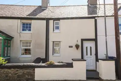 Image de Garnedd, pet friendly, character holiday cottage in Llanfaethlu