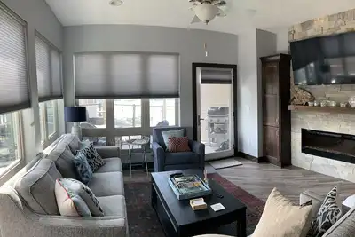 Image de Okoboji Luxury Condo - Lakefront @ Bridges Bay Resort & Water Park