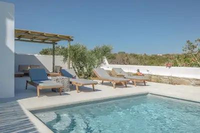 Image de Superior Holidays 2 Bedrooms Home with Private Swimming Pool
