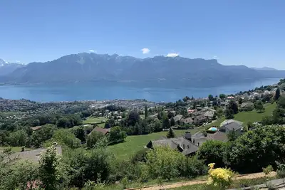 Image de Appartement moderne avec vue panoramique à Jongny proche de Montreux
